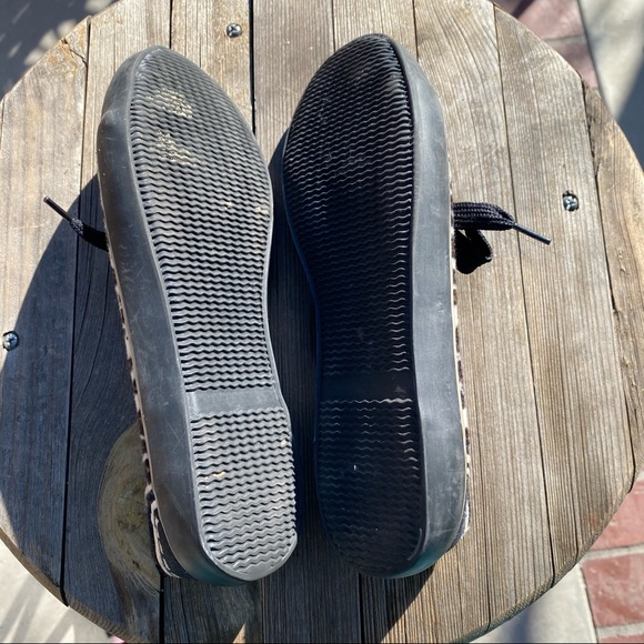 Black & Leopard Flat Shoes w/ Laces - Picture 5 of 8